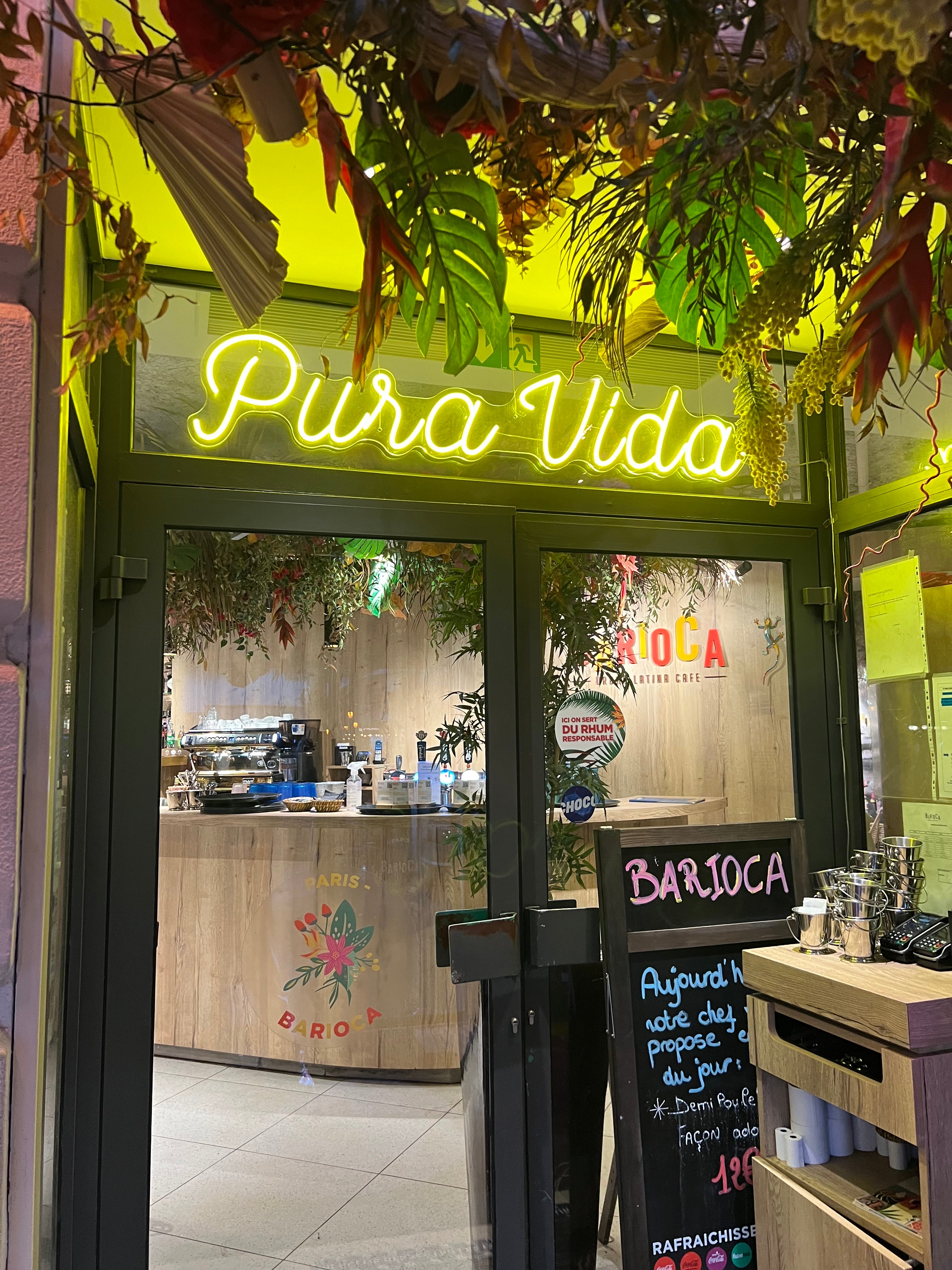 neon barioca pura vida jaune