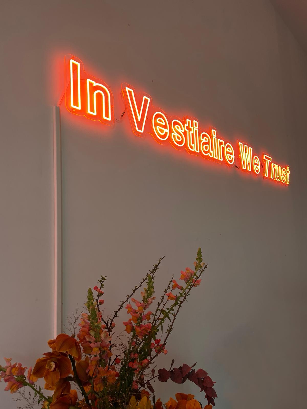 néon pour vestiaire collective 