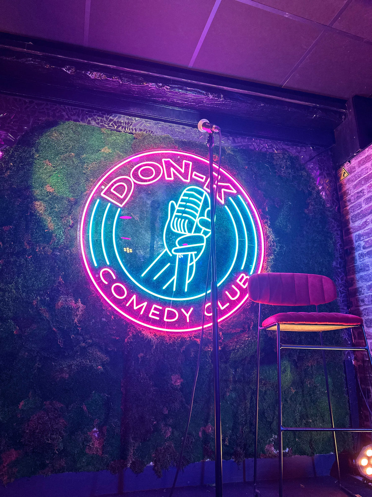 neon don-k club