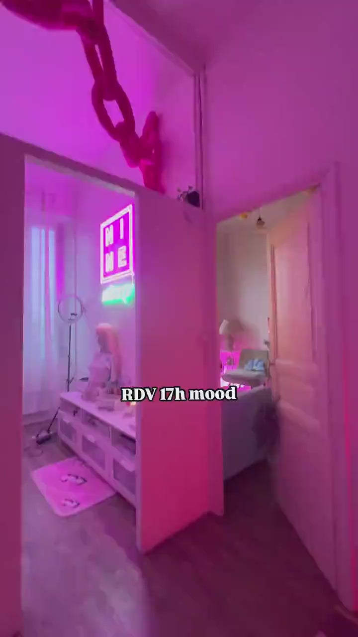 video-neon-personnalise-nine-shop-tatouage
